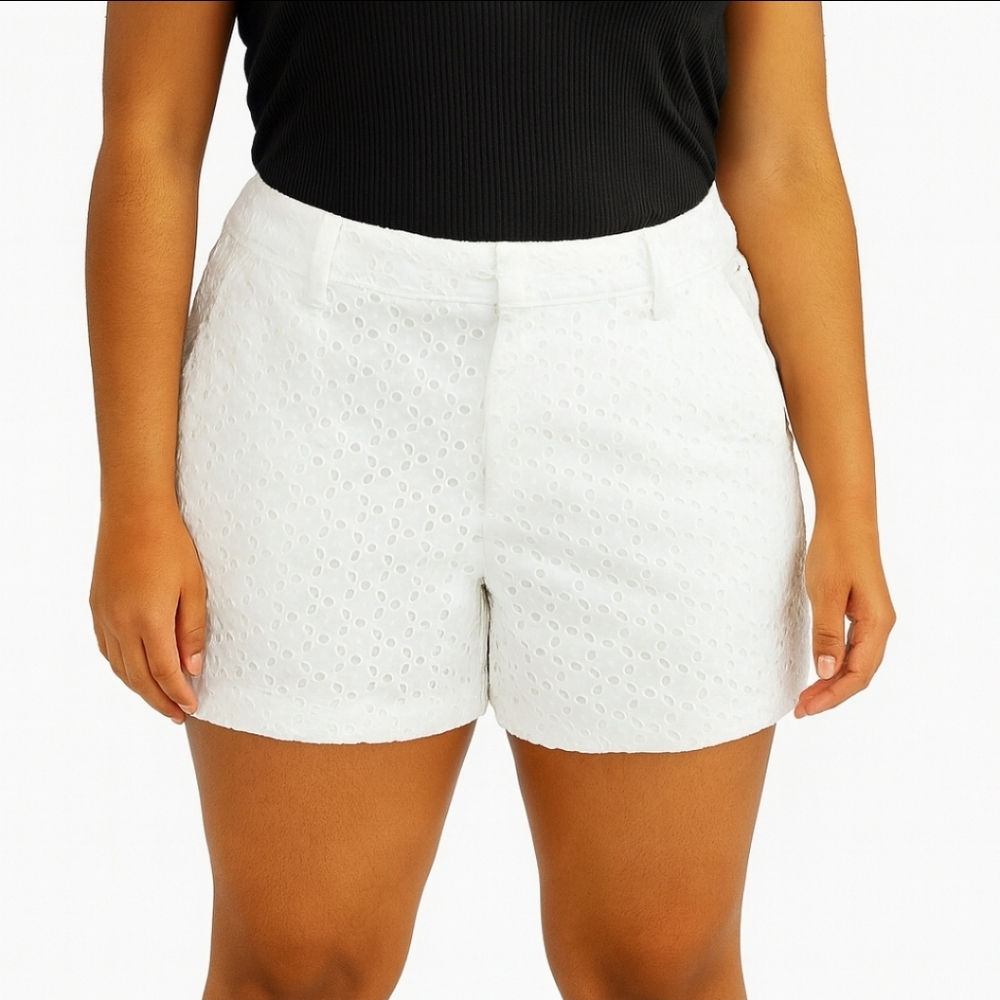 NWT Gap White Eyelet Womens Shorts Sz 8